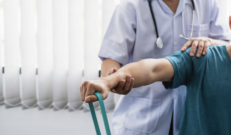 patient going through physiotherapy treatment